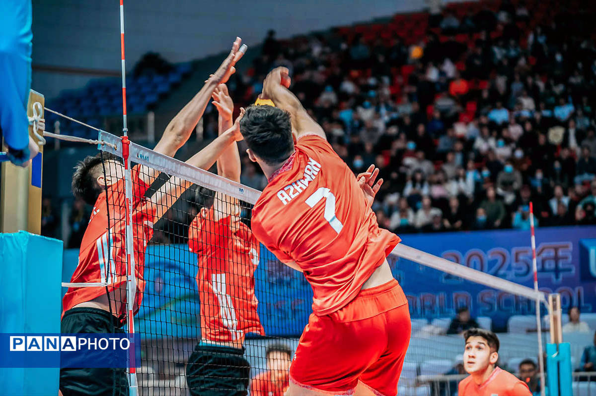 دیدار+تیم+های+والیبال+دانش+آموزی+ایران+و+چین+(1)