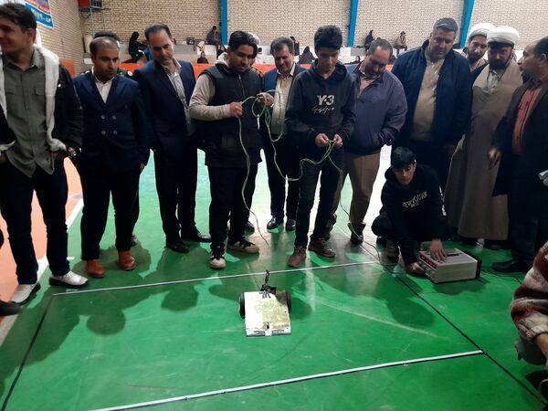 نمایش استعدادها و ایده‌ها