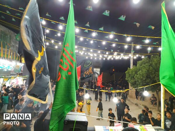 عزاداری مردان با غیرت وزنان شیردل این سرزمین در روستای بابان دردسته