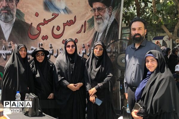 برپایی موکب معاونت پرورشی و تربیت‌بدنی آموزش و پرورش ناحیه دو شهرری در مسیر جاماندگان اربعین حسینی