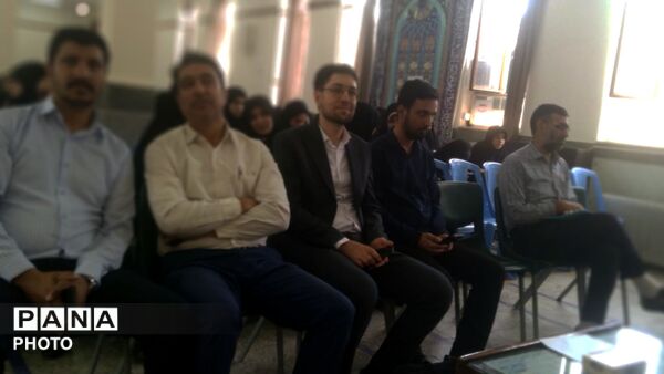 رقابت قرآنی دانش آموزان چهارمحال و بختیاری در شهرکرد