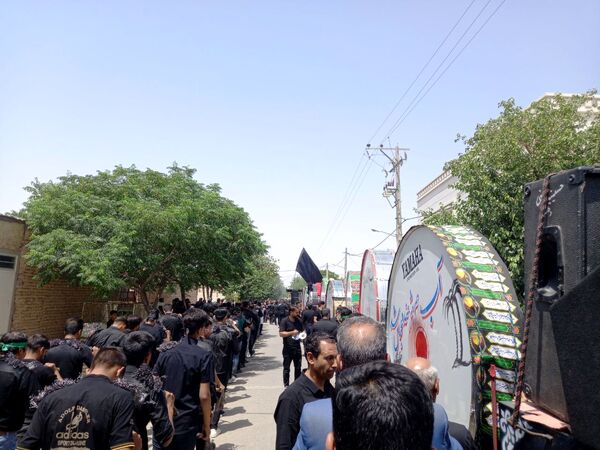 بزرگترین همایش روز عاشورای حسینی در دهنو خلیل‌آباد
