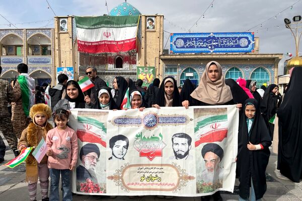 شور انقلابی در پیشوا، همه یکصدا برای ایران در 22 بهمن
