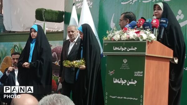 جشن جوانه‌ها در منطقه ۱۰ تهران