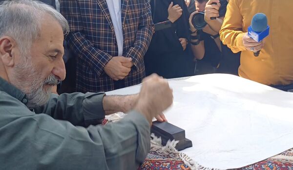 آیین بهره‌برداری از گذر صنایع دستی اصفهان