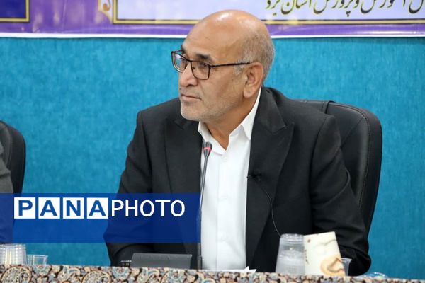 نشست خبری مدیرکل آموزش و پرورش استان یزد