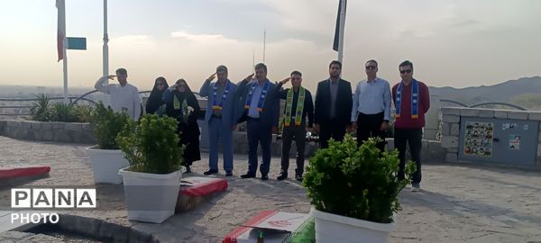 غبارروبی و تجدید میثاق با روح پاک شهدای گمنام در مشهد