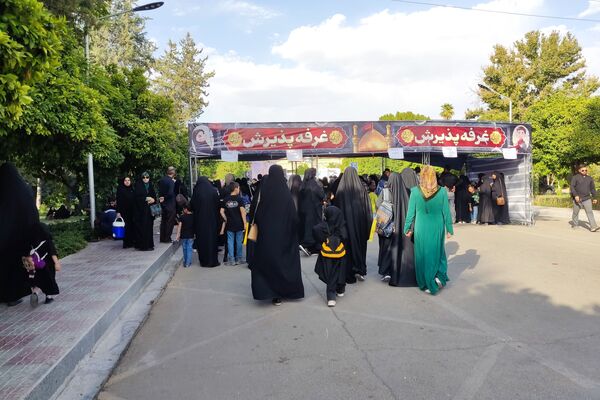 پیاده‌روی و موکب گردی کودکانه در دانشگاه صنعتی شیراز به‌مناسبت اربعین حسینی