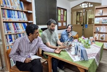 خط کتاب در کتابخانه خواجه نصیر طوسی شیراز