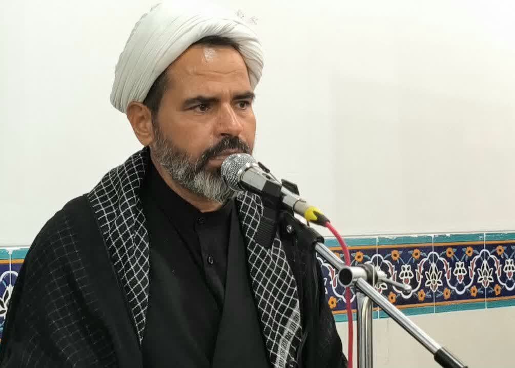 دشمن به‌دنبال تشدید اختلافات قومی و مذهبی است