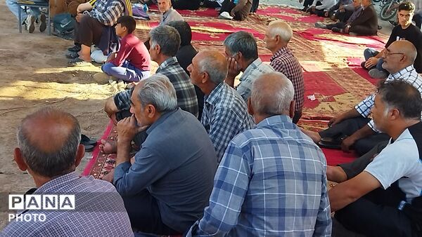 تعزیه خوانی در خیابان طالقانی نیشابور 