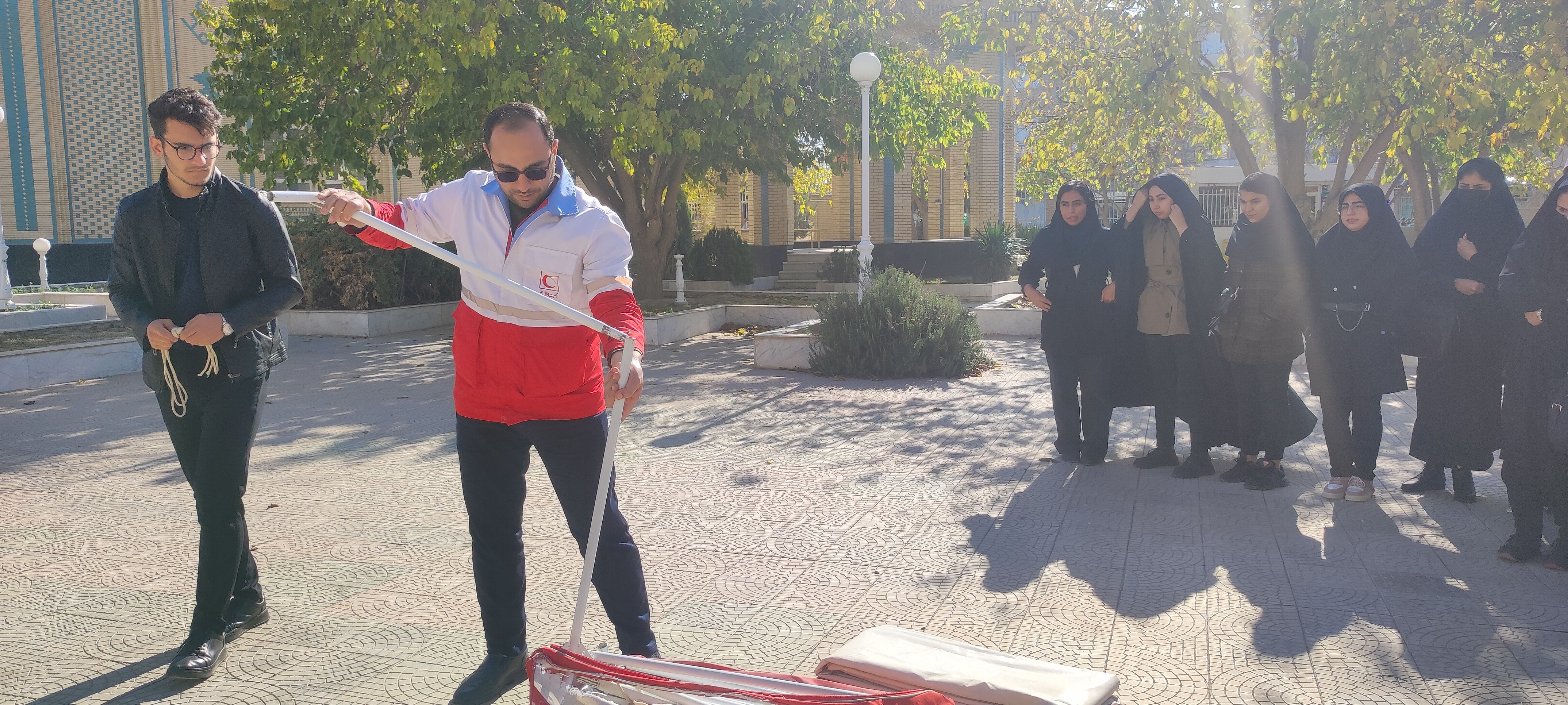 برپایی کارگاه آموزشی اسکان اضطراری هلال احمر در دانشگاه آزاد شیروان