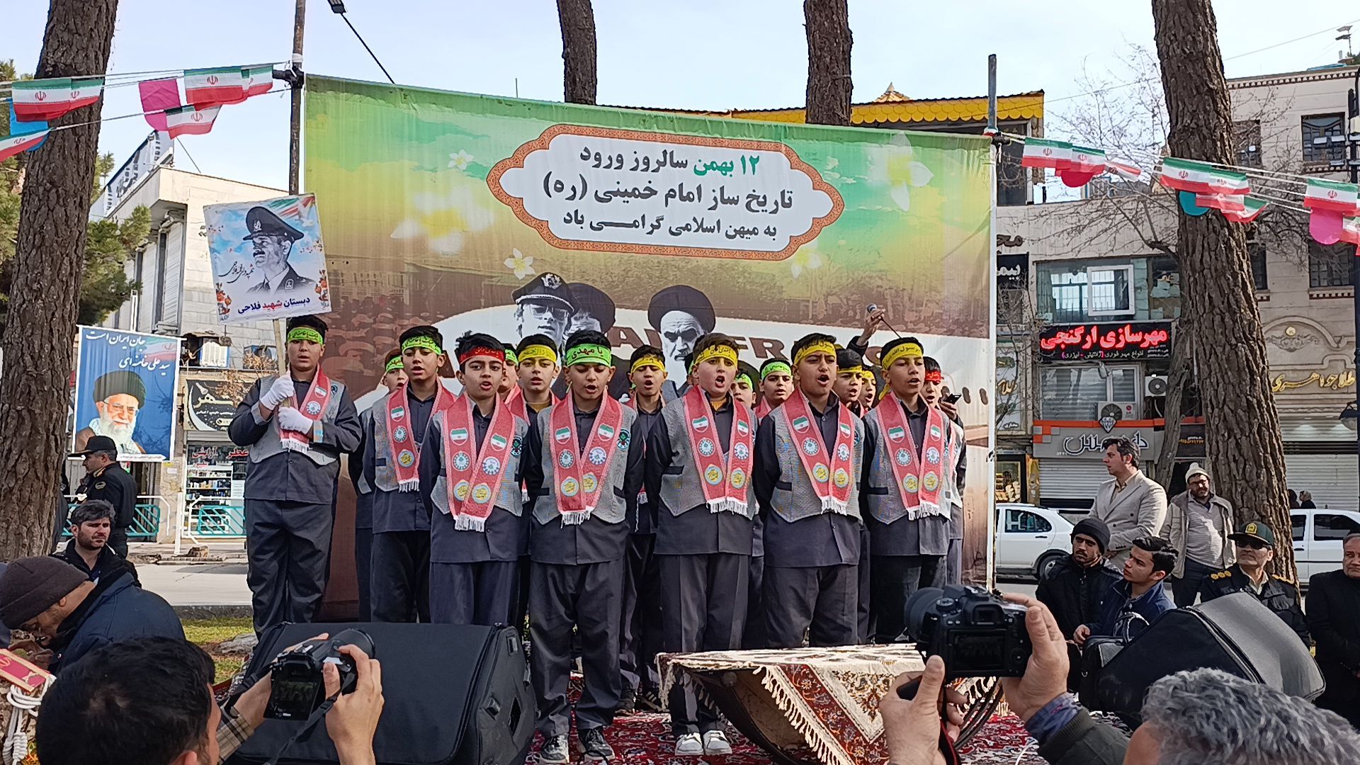هم‌صدایی نسل آینده در مراسم باشکوه گلبانگ انقلاب
