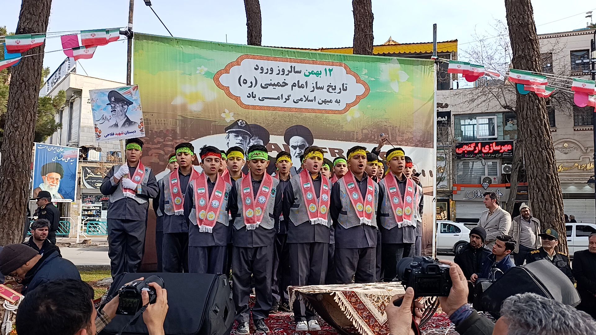 هم‌صدایی نسل آینده در مراسم باشکوه گلبانگ انقلاب
