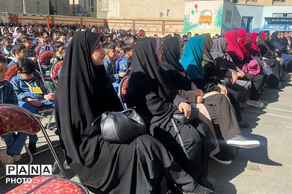 جشن شکوفه‌ها در ملارد؛ آغاز یک مسیر شیرین برای دانش‌آموزان کلاس اولی