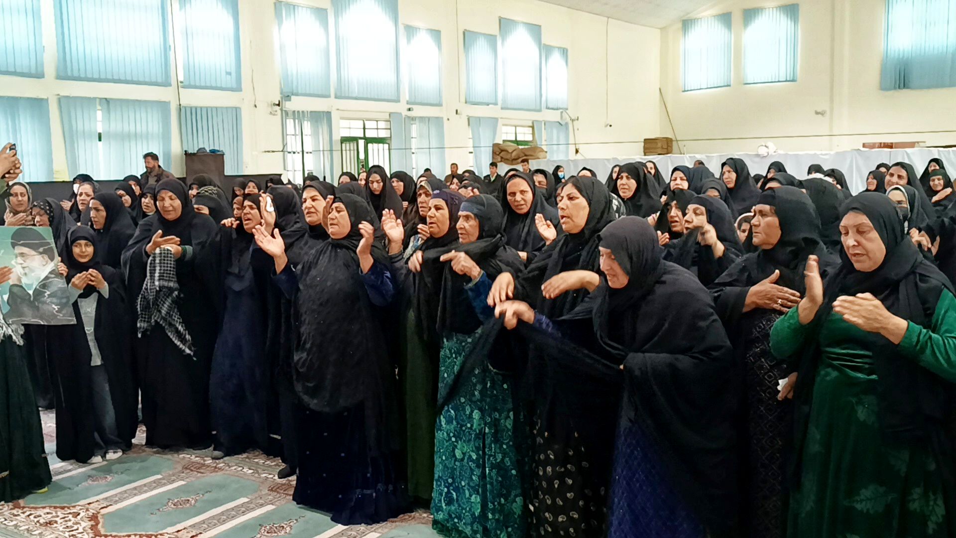حضور گسترده و پرشور عزاداران مارگونی در شهادت رهبر انقلاب