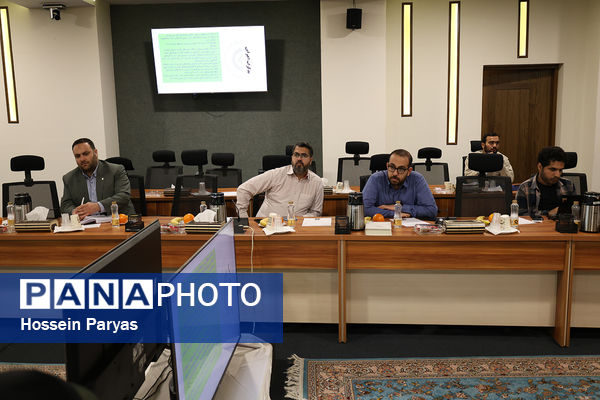 نشست اعضای شورای اندیشه‌ورز اوقات فراغت دانش‌آموزان