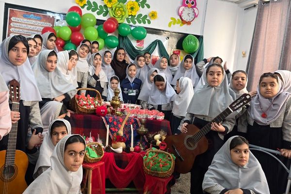 یلدا؛ پیوند شادی و فرهنگ در دبستان شهید آقچه‌لو 