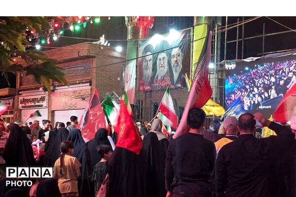 بیعت مردم در شب عید غدیروشعار ایستادگی در مسیر آرمان‌های انقلاب