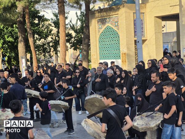 گلستان شهدا میزبان کاروان تاسوعای حسینی شد