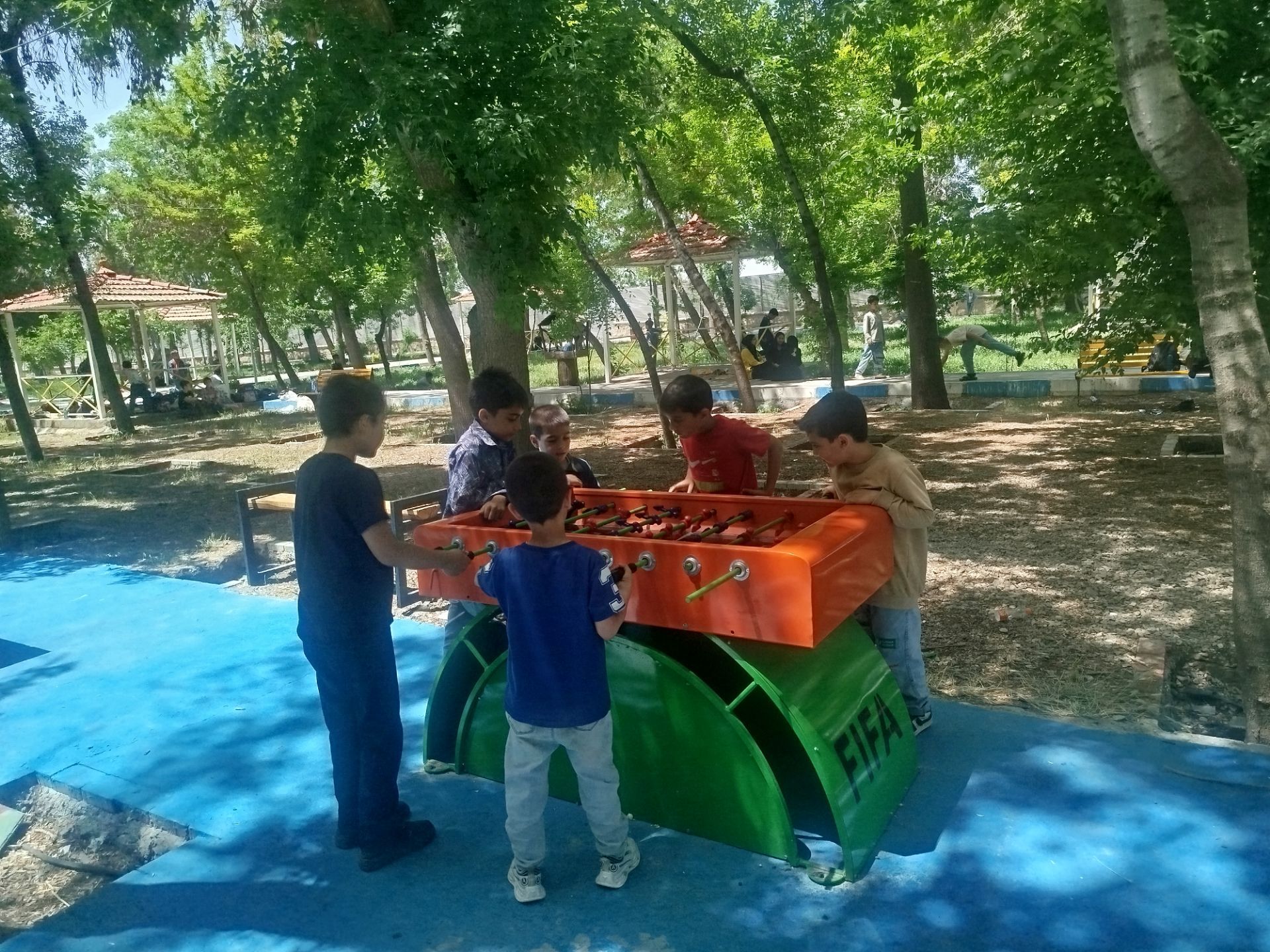 اردوی دانش‌آموزان مدرسه پسرانه مبین در پارک جنگلی شیروان