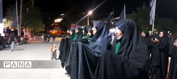 عزاداری و زنجیر زنی  شب هفتم ماه محرم در حسینیه شهدای شهر بار  