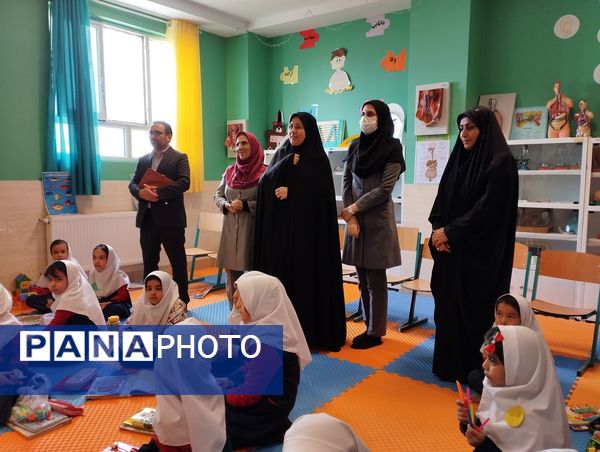 اجرای طرح شورای‌ معلمین  هم پایه مقطع ابتدایی در دبستان مالک اشتر شهرستان ملارد