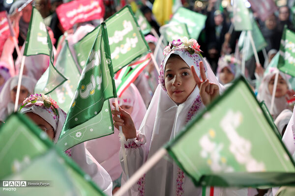 اولین جشن تکلیف کف خیابان