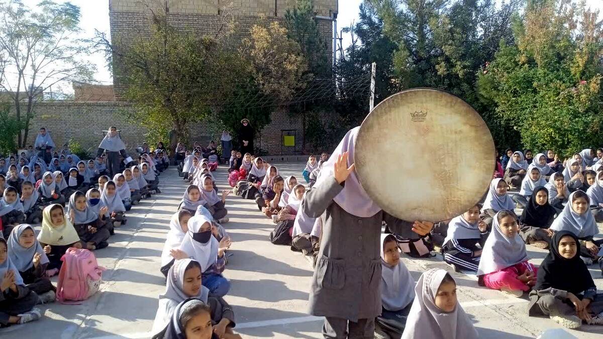  جشن ولادت حضرت زینب(س) و روز پرستار در دبستان شهید نجفی فدافن