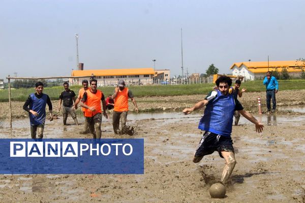 جشنواره فرهنگی و ورزشی بازی‌های شالیزاری در گلوگاه 