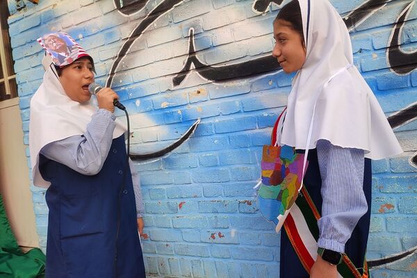 لبخند و شور نوجوانی، نشاط مدارس شهرستان قدس در ۱۳ آبان 