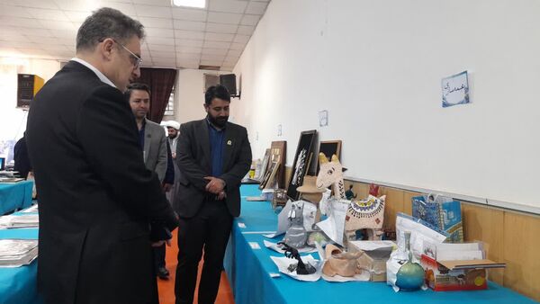 بازدید معاون فرهنگی پرورشی خراسان رضوی از دبیرخانه جشنواره فرهنگی هنری فردا 