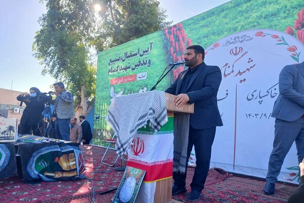 تشییع شهید قهرمان بر دستان پهلوانان خوزستان