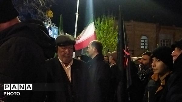 حضور نسل های مختلف در اجتماعات شبانه نیشابور