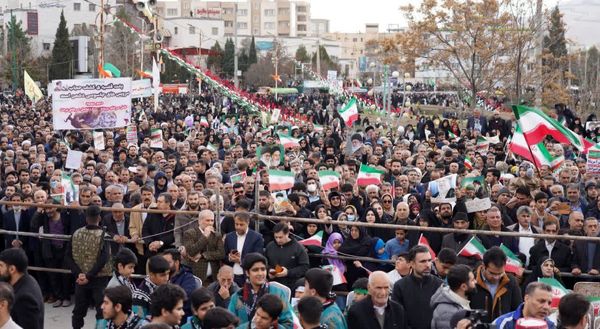 راهپیمایی پرشور در خرم آباد
