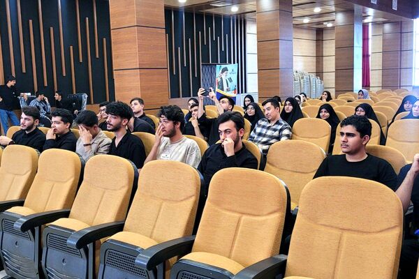 سمینار آموزشی دانشجویان دانشگاه فرهنگیان در بهارستان‌دو