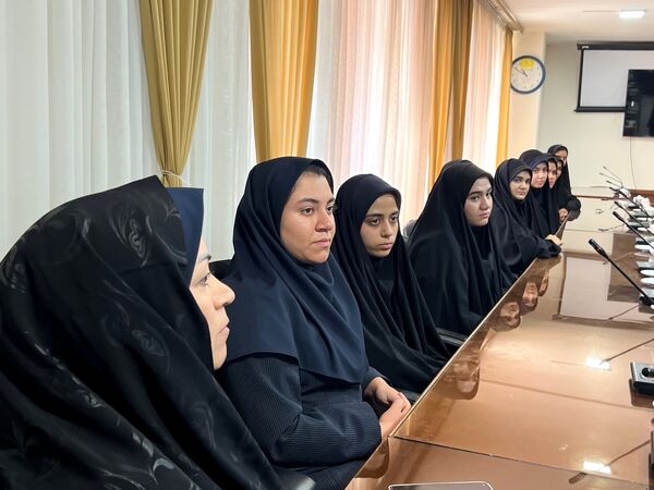 کارگروه دائمی  دختران نوجوان  شهرستان کاشمر 
