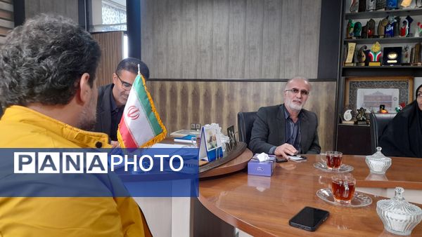 تجلیل از خیرین دبستان مهدیه قائمشهر