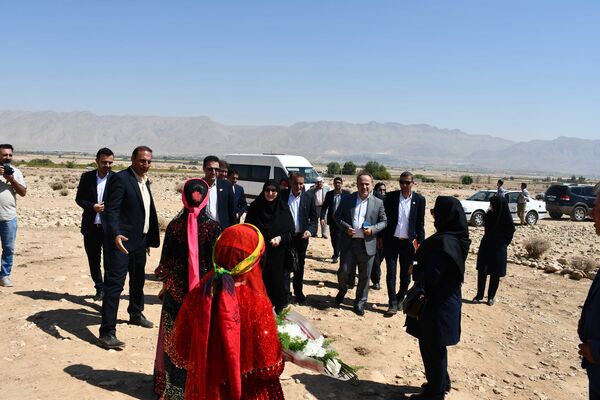 بازدید معاون آموزش‌ابتدایی وزارت آموزش‌وپرورش از مدارس عشایری