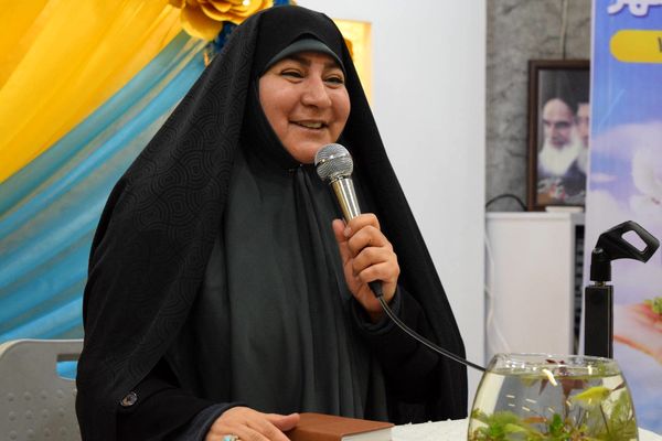 ارتقای سلامت دانش‌آموزان با برگزاری کارگاه آموزشی در مدرسه دخترانه حضرت معصومه(س)