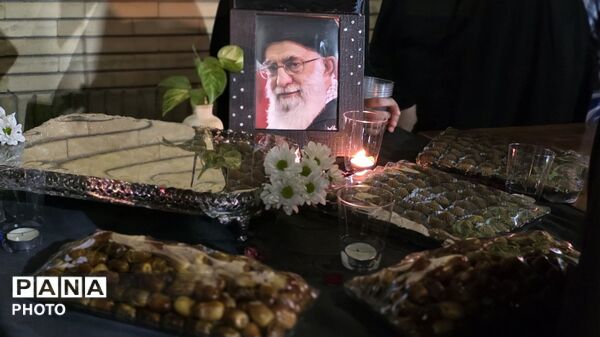 وداع مشهدی‌ ها با لاله‌های خونین خیابان اقبال لاهوری در بلوار وکیل‌ آباد از قاب پانا