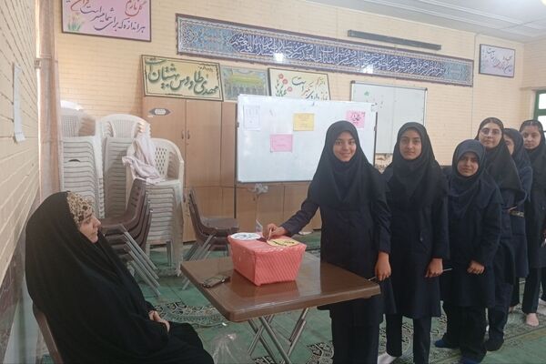 انتخاباتی با شکوه در دبیرستان نرجس یک