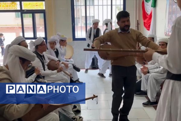 رقابتی از رنگ فرهنگ و هنر؛  هنرنمایی دانش‌آموزان در دیار شیخ جام