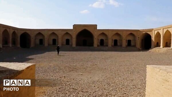  جلوه‌گری تاریخ در کاروانسرای باغ‌شیخ ساوه