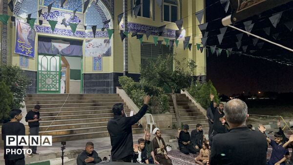 شور حسینی در شهرک ینگی امام  در شب اول محرم 