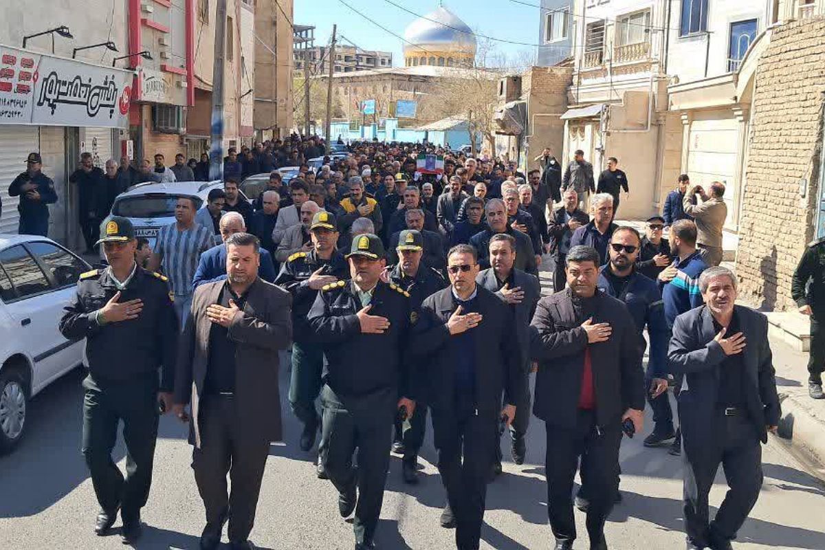 تشییع پیکر شهید مدافع وطن صفر سالمه صومعه در اسلامشهر 