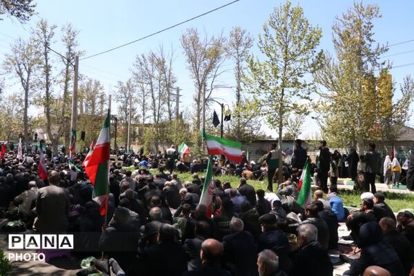 مردم نظرآباد با قلب‌هایی مالامال از عشق و وفا در سوگ رهبر شهید گردهم آمدند