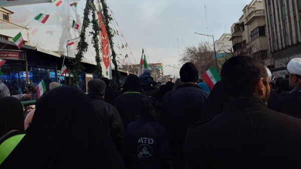 جشن پیروزی انقلاب در خیابان‌های تهران