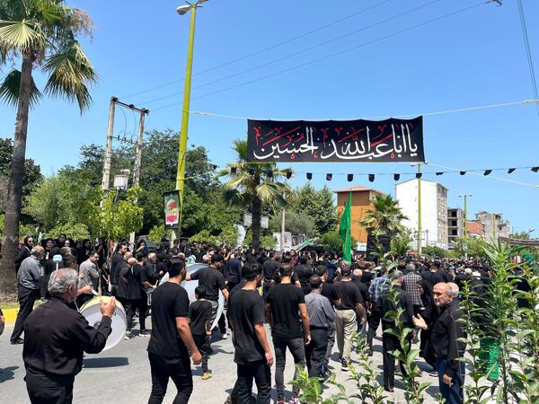 عاشورای حسینی در نور