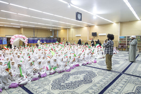 جشن تکلیف دختران در دفتر امام جمعه یزد